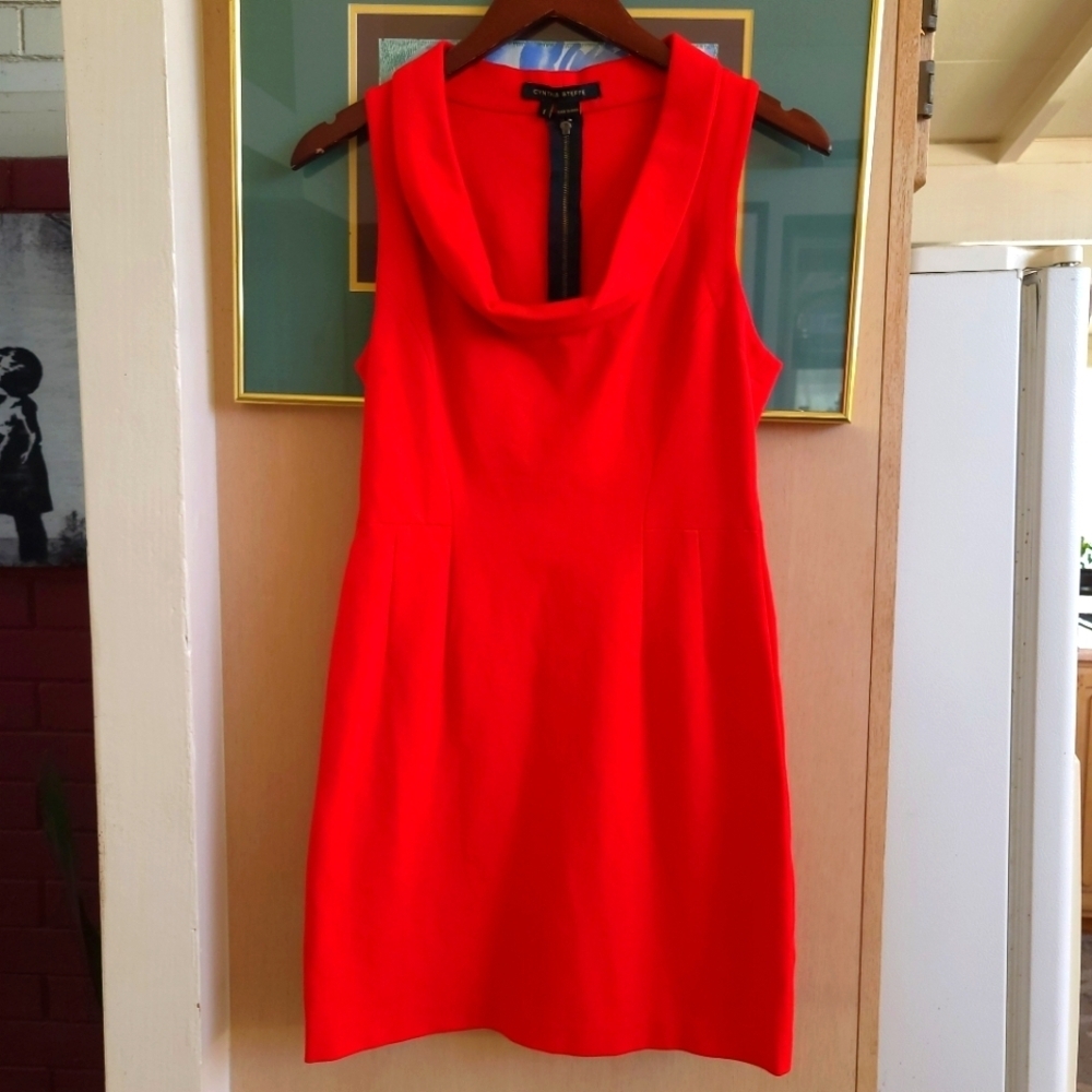 Elegant knee lengh Red dress size 6